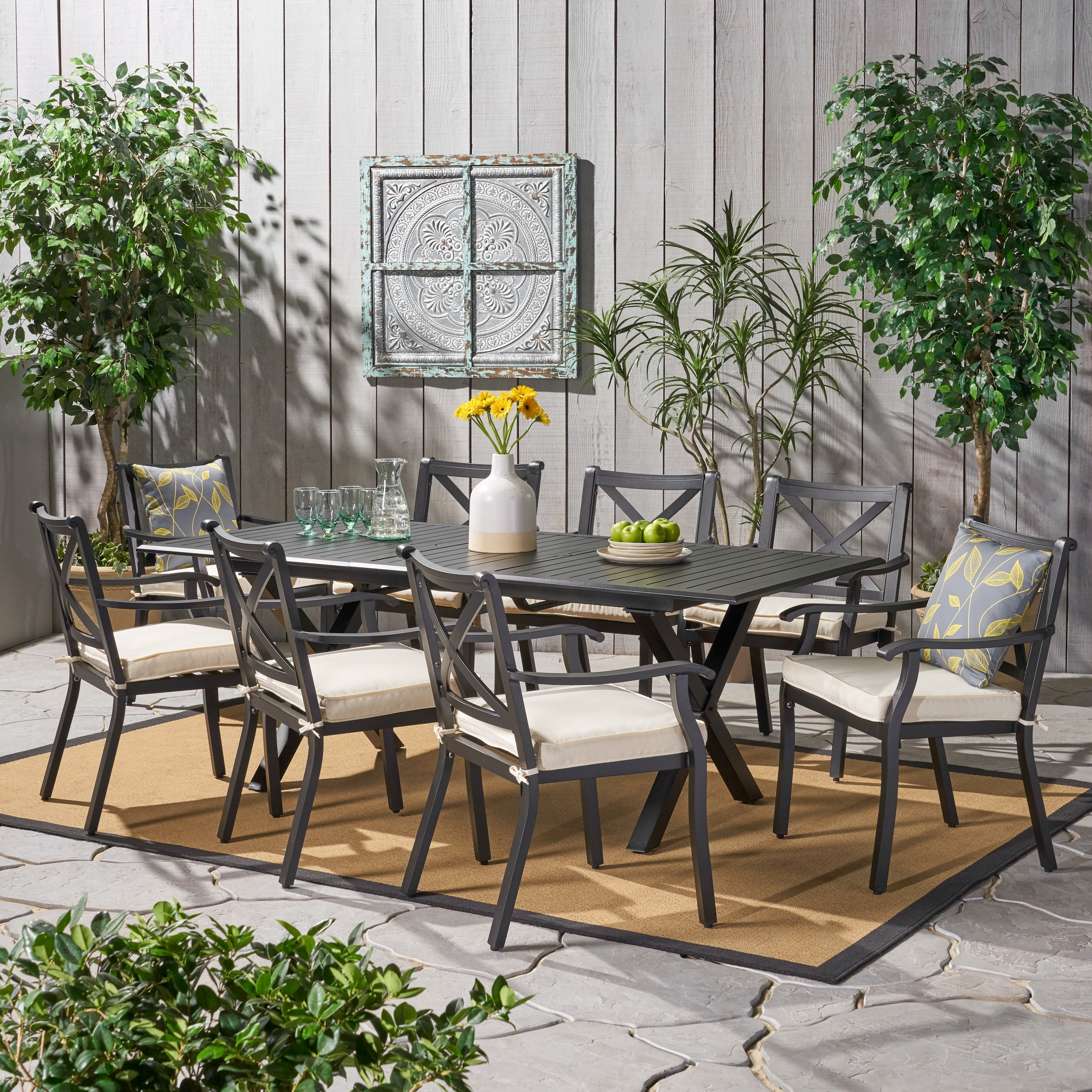 Durable And Weather resistant Outdoor Furniture