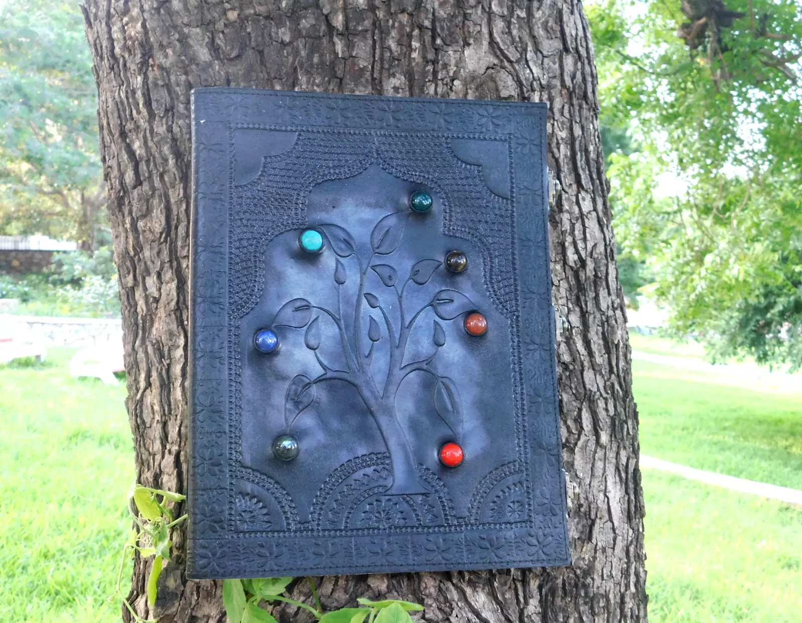 Handcrafted Embossed Tree Of Life Design Vintage Leather Bound Journal Seven Stone Diary Blank Notebook For Men & Women