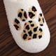 thumbnail image 2 of Pantuflas peludas suaves con forma de pata de gato, antideslizantes, con estampado de leopardo, cálidos y acogedores suministros para el hogar DQrwqpou Tenis De Mujer Tenis De Hombre, 2 of 8