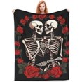 thumbnail image 1 of Manta con diseño de calaveras y rosas para adultos, mujeres y hombres, diseño de esqueleto y tarot, de franela, suave, difusa y ligera, para decoración del hogar, sofá cama, 80 x 60 pulgadas, 1 of 7