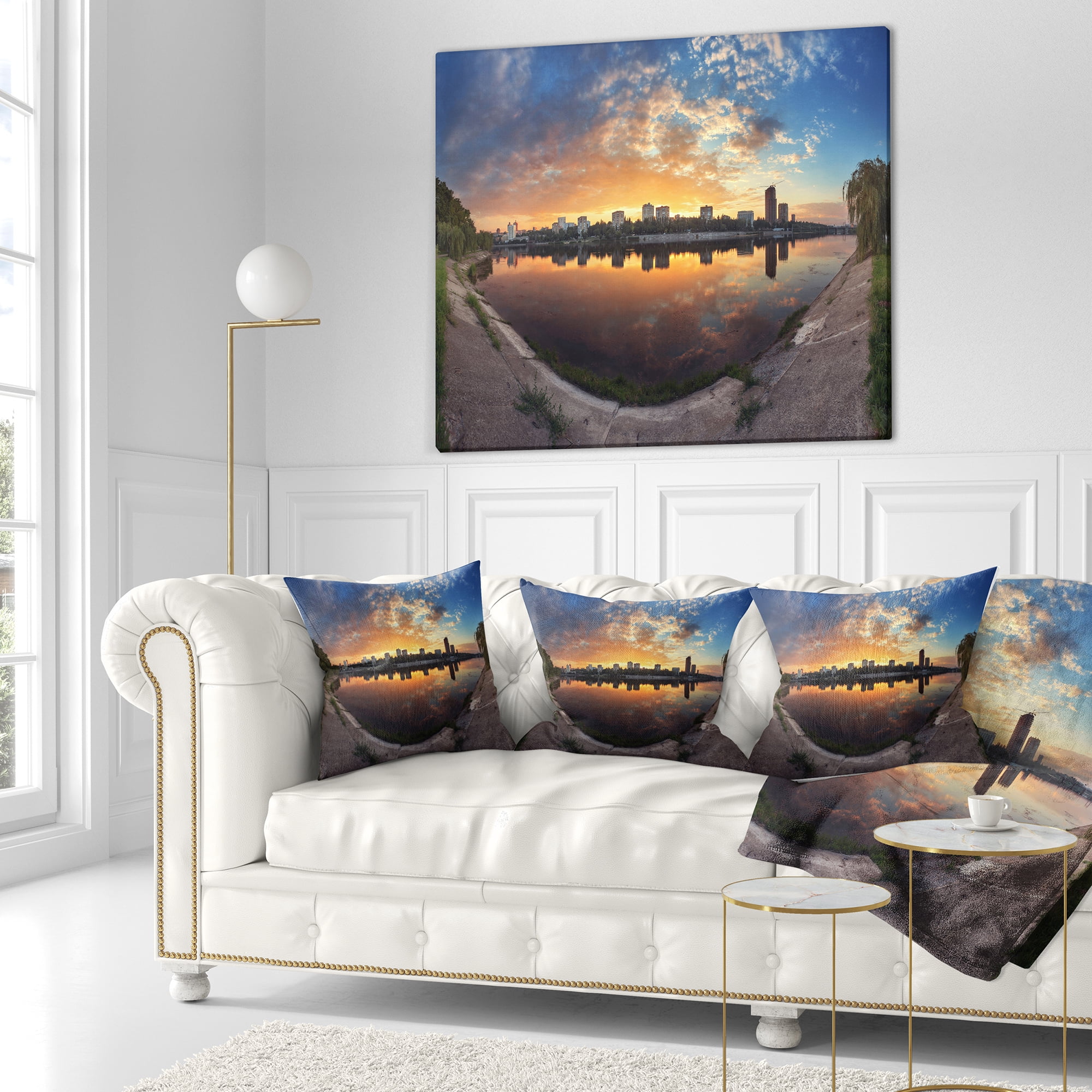 Designart Long Summer Sunset in Yellow - Landscape Photography Throw Pillow - 16x16