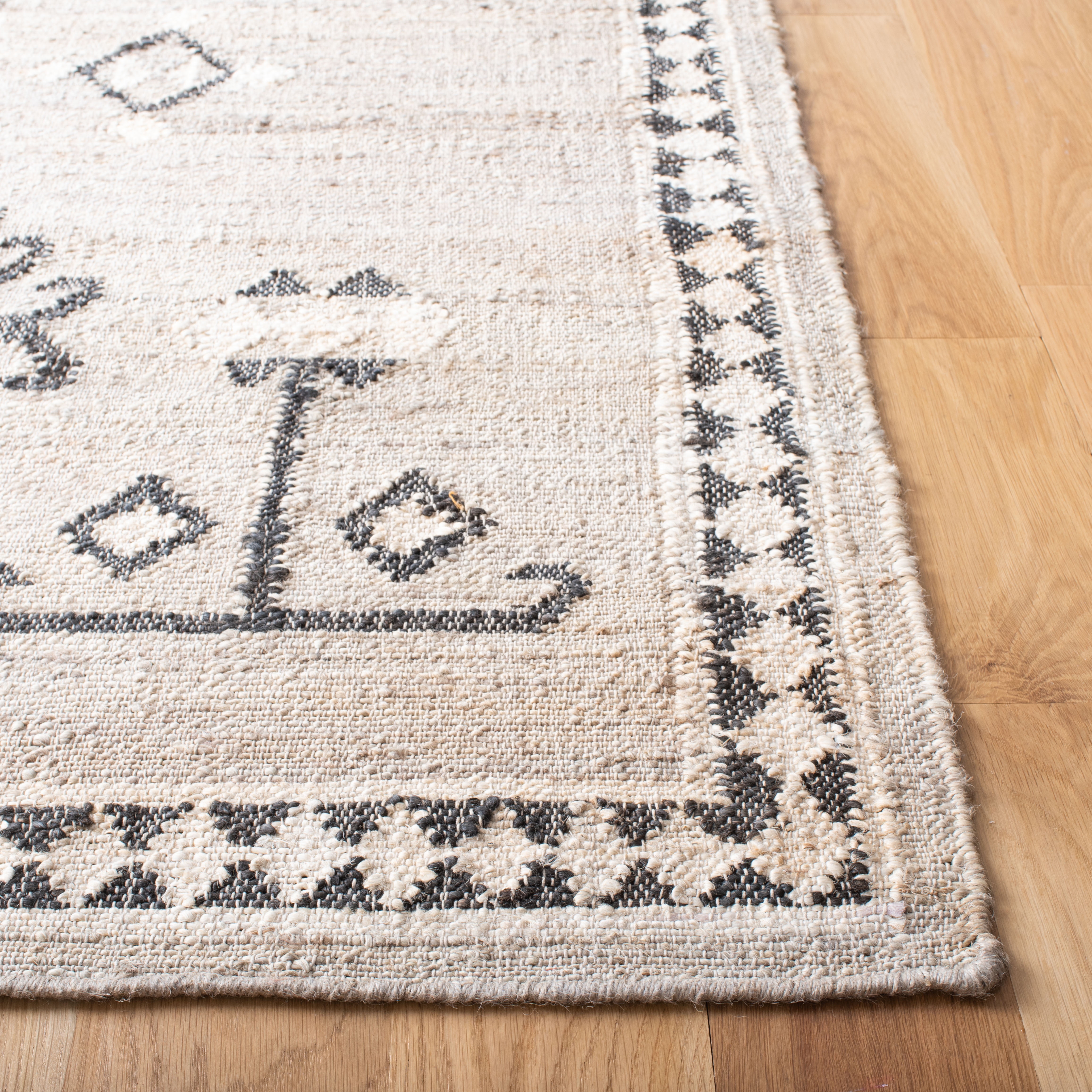 Safavieh Kilim Lisette Tribal Runner Rug, Gray/Black, 2'3" x 11'