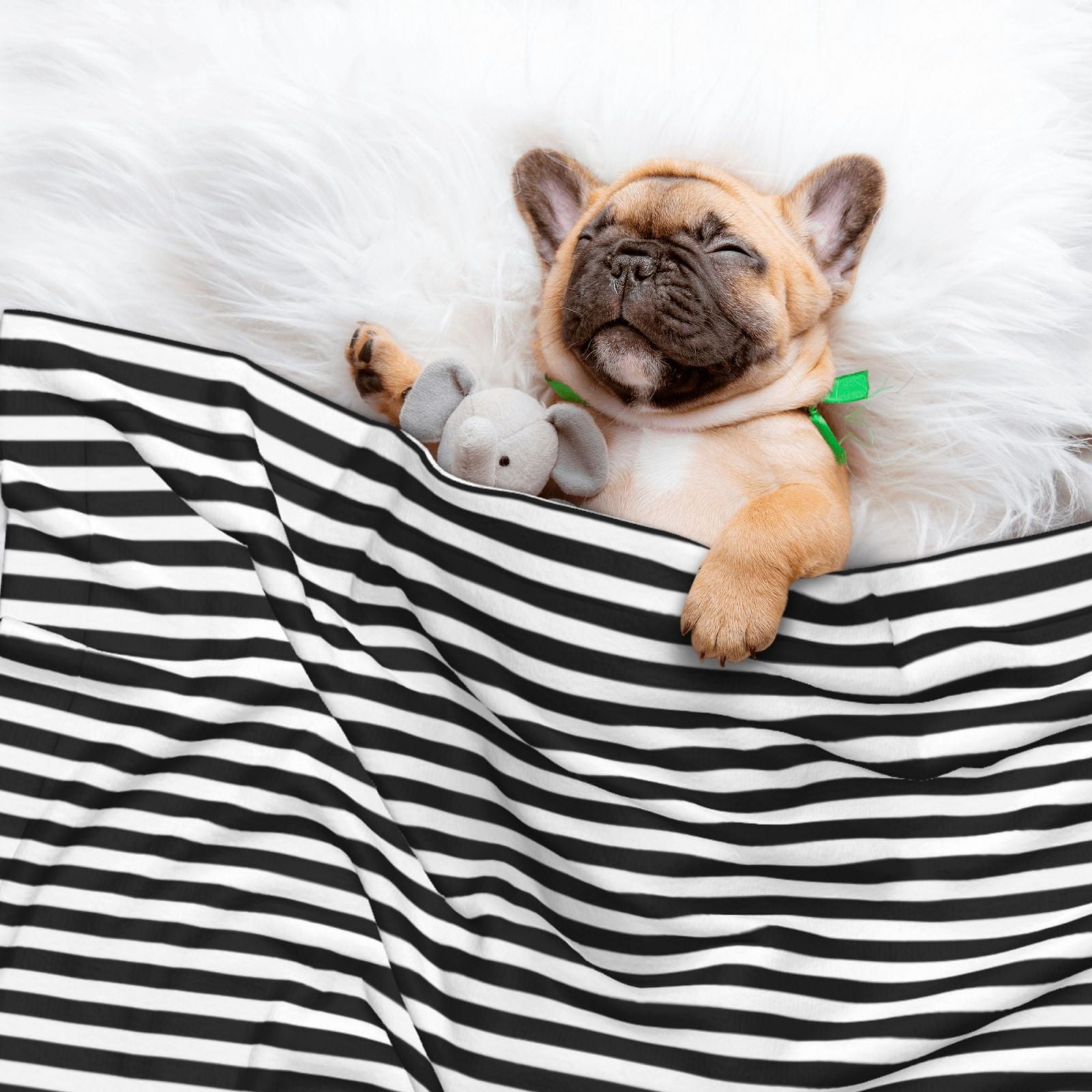 Flannel Throw Dog Blanket Black White Mosaic Vertical Stripes Soft Warm Print Pet Blankets for Small Dog Cat Puppy
