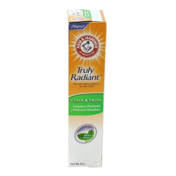 Pasta dental Arm & Hammer Truly Radiant anticaries con fluoruro + control sarro menta fresca 121 g