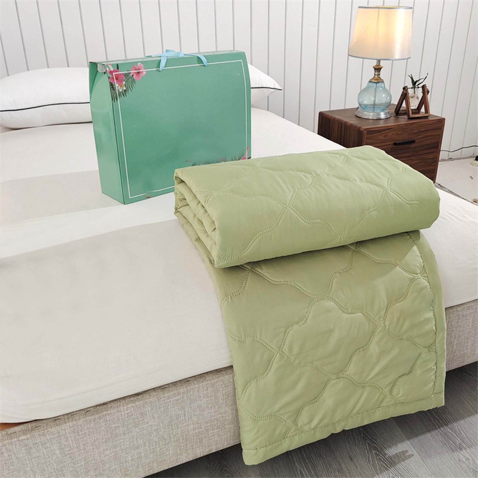 Cotton Comforter,Lightweight Comforter Queen, under $10 Lightweight Queen Comforter,Quilted Comforters Queen Size for All Season Soft Cozy Quilt Blanket Down Bedding(Green 60*40in)