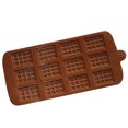 thumbnail image 2 of RV Moldes de chocolate, mini moldes de silicona para chocolate, molde de fondant antiadherente de 12 cavidades, fácil de desmoldar, para chocolates caseros, bombones, dulces, gofres, decoración de pasteles Rojo Verde, 2 of 5