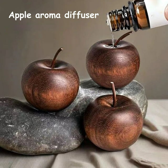 Musbetu Wooden Aromatherapy Diffuser Wood Christmas Fruit Shape Ornament Decorative Essential Oil Diffuser Gift for Aromatherapy Enthusiasts