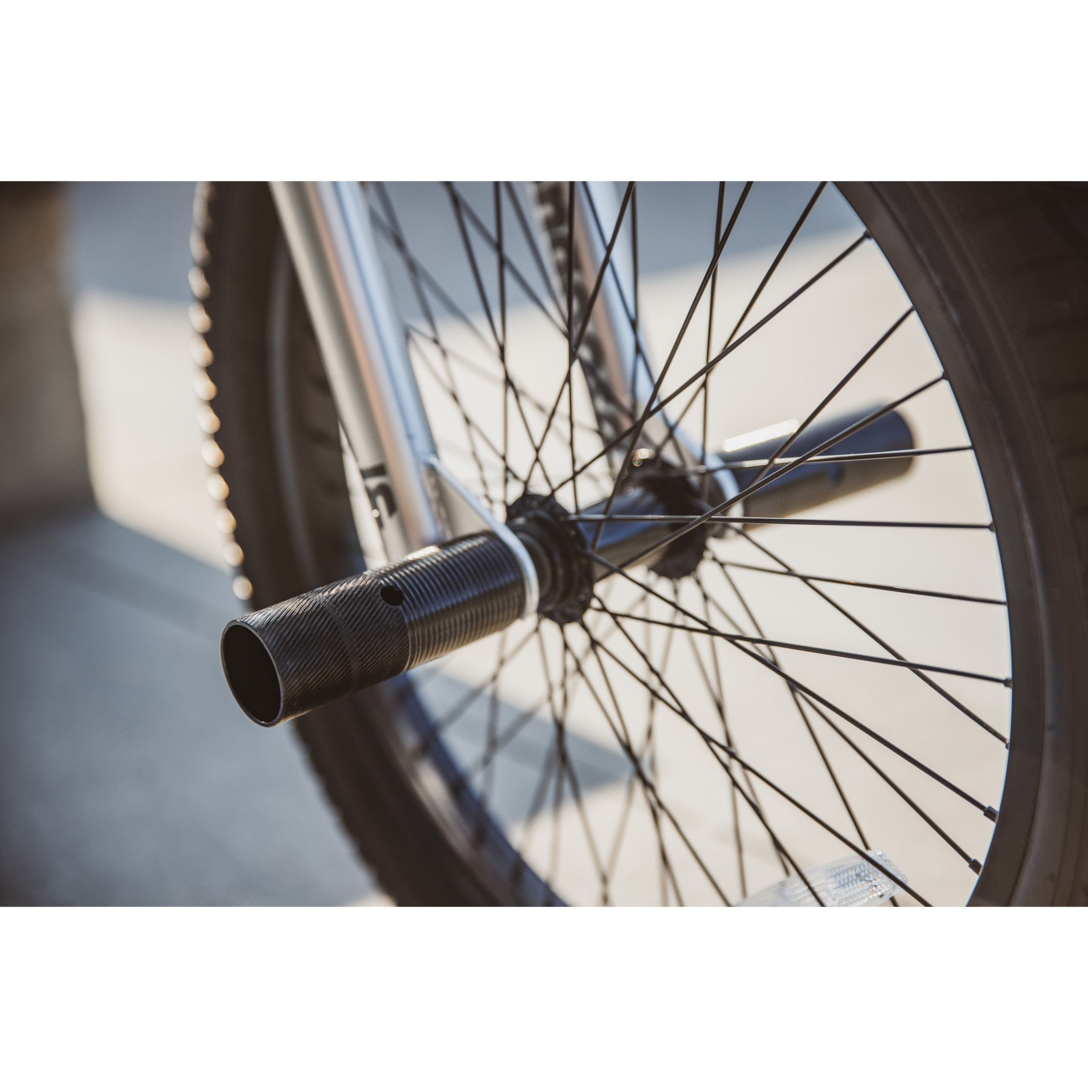 Mongoose Rebel X1 BMX Bike, 20-Inch Wheels photo 5