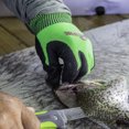 thumbnail image 4 of SMITH'S MR. CRAPPIE 51367 SLAB SLANGER CUT-RESISTANT GLOVES GREEN, 4 of 10