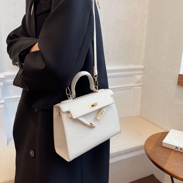 Bolsos pequeños, nuevo estilo, moderno bolso de invierno con textura para mujer, bolso de hombro sencillo, bolso cruzado de moda que combina con todo.