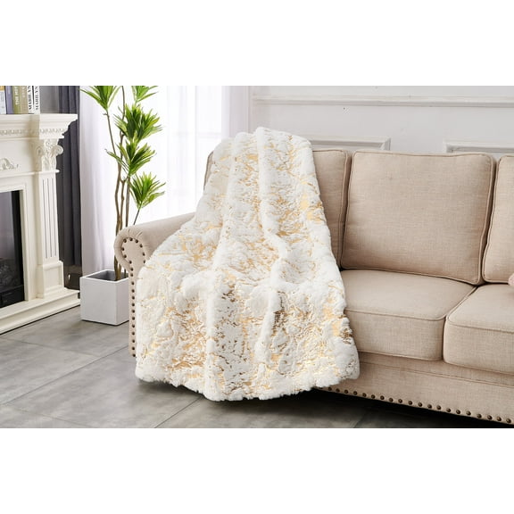 Cassilda Luxury Chinchilla Faux Fur Gilded Throw Blanket (60" x 80")