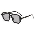 thumbnail image 1 of Gafas de sol poligonales de doble haz, gafas de sol de nicho de moda para mujer, gafas retro con patas redondas, gafas literarias anti-azul XianweiShao  9024715089700, 1 of 1