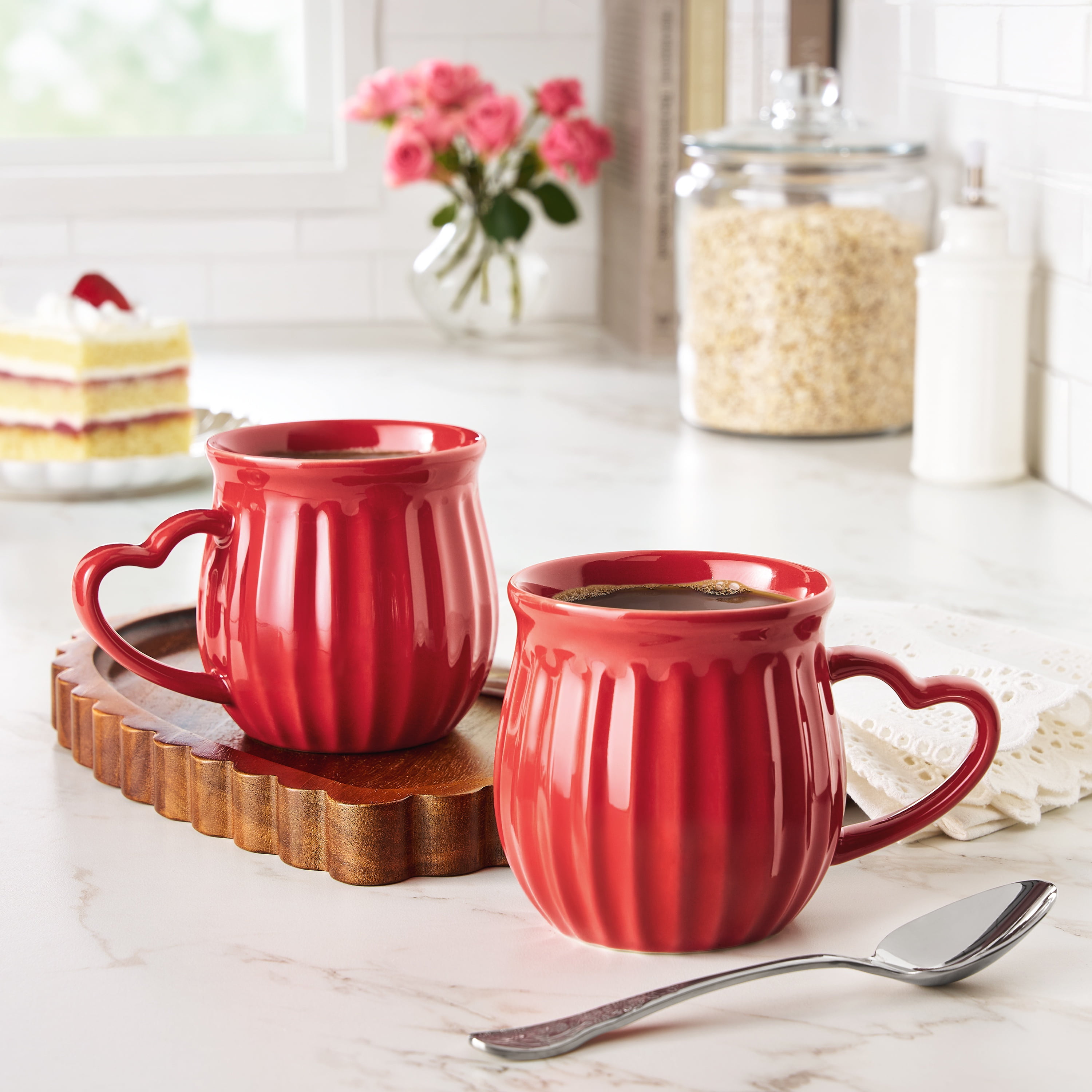Shop The Pioneer Woman's Heart-Shaped Plates for Valentine's Day