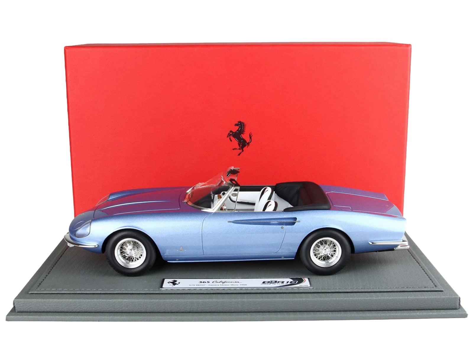BBR 1/18スケール フェラーリ 330GT 2+2 Enzo BBR 1/18スケール フェラーリ 330GT 2+2 Enzo