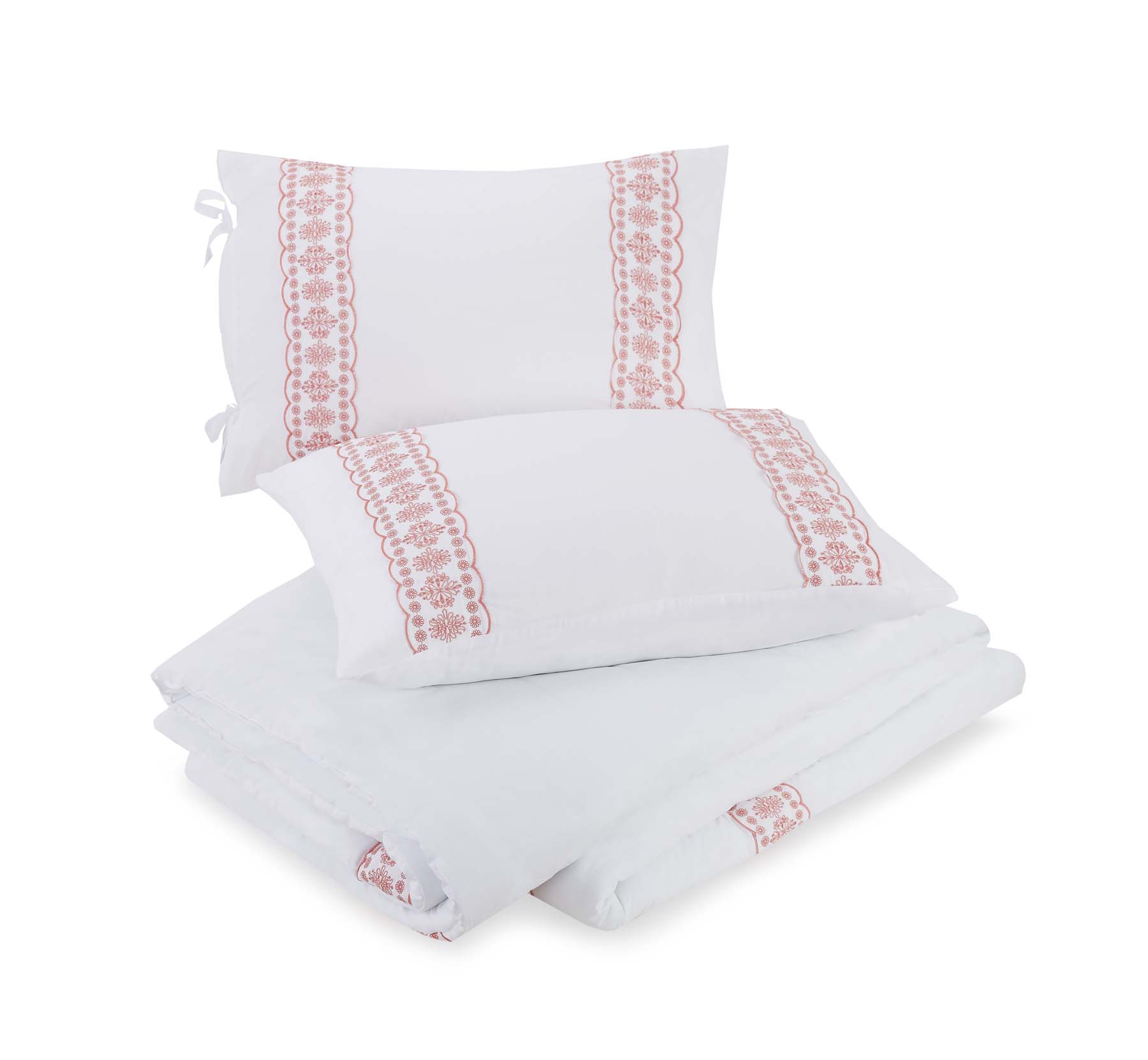 The Pioneer Woman White Cotton Eyelet 4-Piece Comforter Set, Full / Queen - image 2 of 9