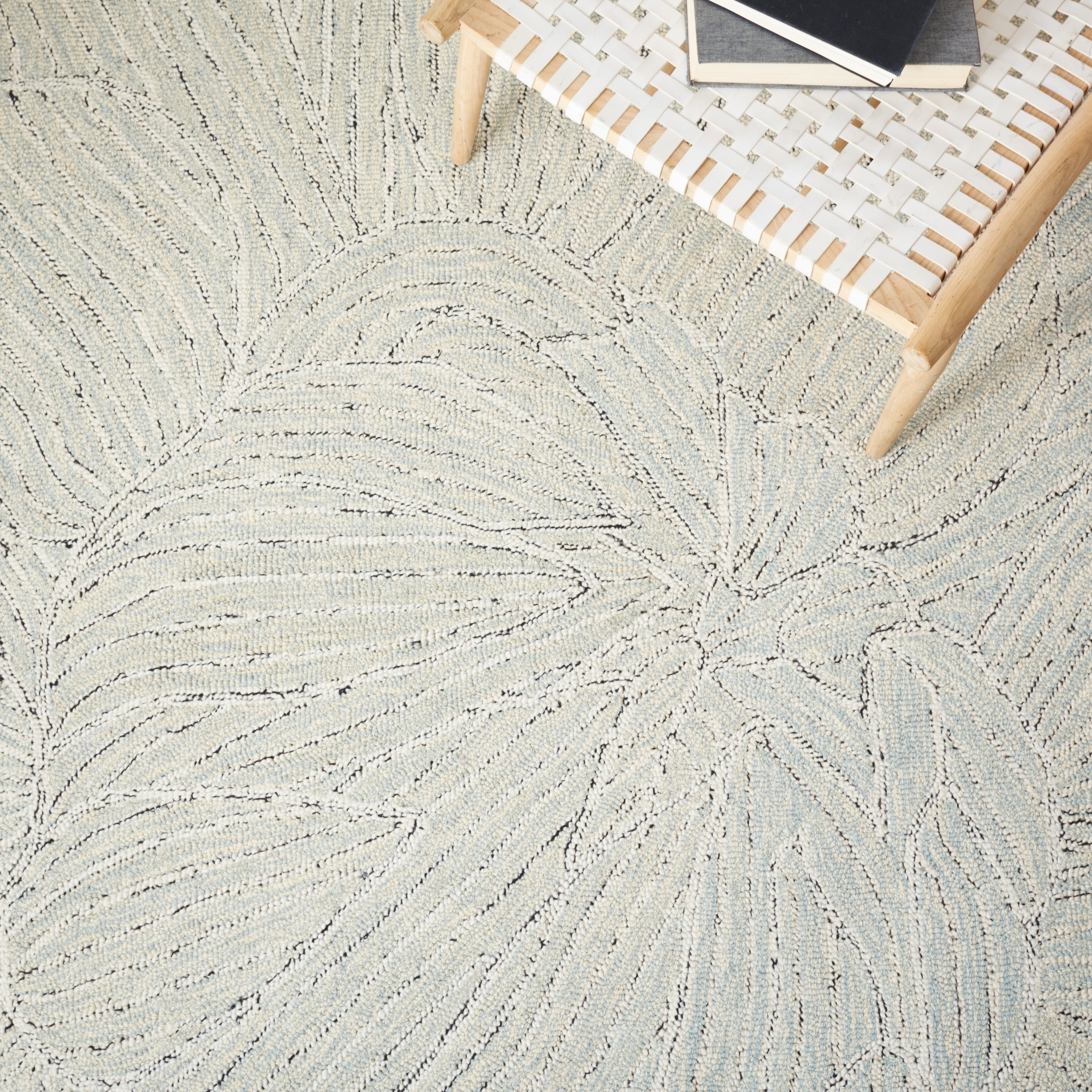 SAFAVIEH Metro Daragh Geometric Area Rug, Light Blue/Ivory, 6' x 6' Square