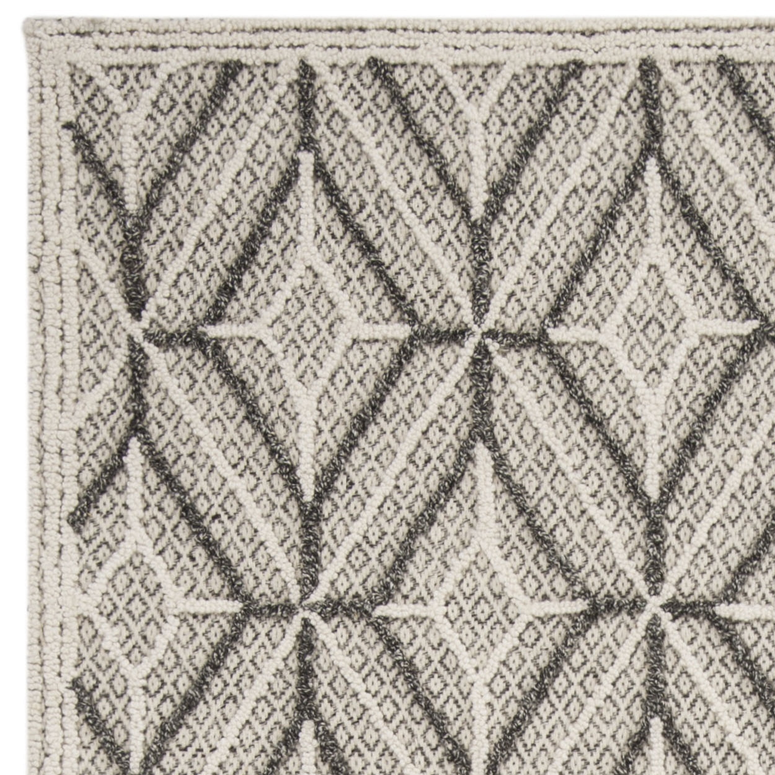 SAFAVIEH Trace Gervase Geometric Diamonds Wool Area Rug, Grey/Black, 4' x 6'