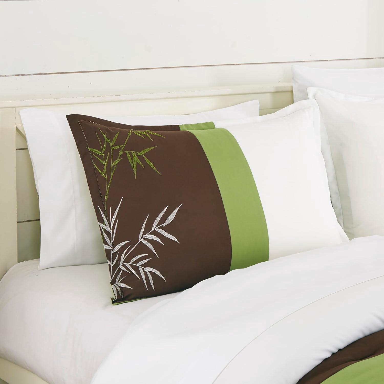Chezmoi Collection Simon 7-Piece Bamboo Embroidered Bed in a Bag Comforter Set King Size, Sage Green Brown Ivory Bamboo Grass Microfiber Comforter Bedding with Sheet Set