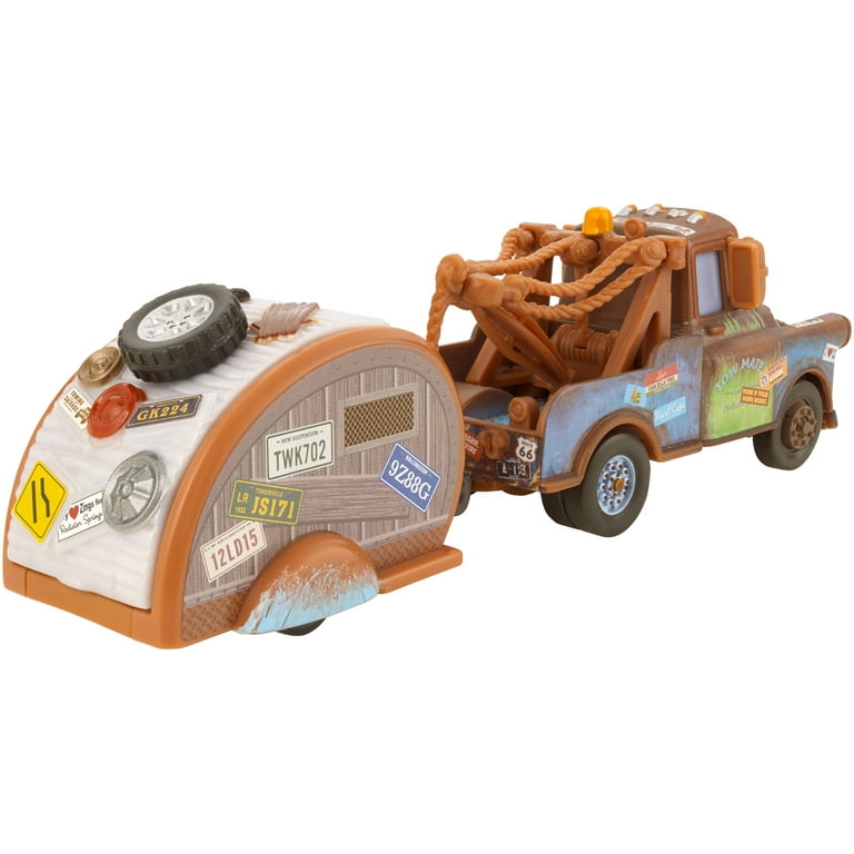 s1655 カーズ マテル メーター TRIP MATER & TRAILER Disney/Pixar Cars Road Trip Mater & Trailer Character Vehicle
