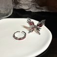 thumbnail image 2 of Anillo de mariposa roja para mujer, diseño de nicho, anillo de lujo ligero de alta gama, apertura ajustable, estilo francés, anillo de dedo distintivo, 2 of 6