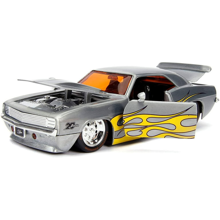 絶版品 10周年限定品1/24Jada toys 69'Chevy Camaro 絶版品 10周年限定品1/24Jada toys 69'Chevy Camaro - メルカリ