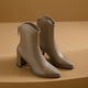 thumbnail image 4 of NECHOLOGY Botas Mujer Adulto Femenino Zapatos Botines de mujer Moda mujer cuero artificial otoño suela gruesa tacones cuadrados cremallera botines cortos zapatos de punta estrecha (Khaki, 7.5), 4 of 5
