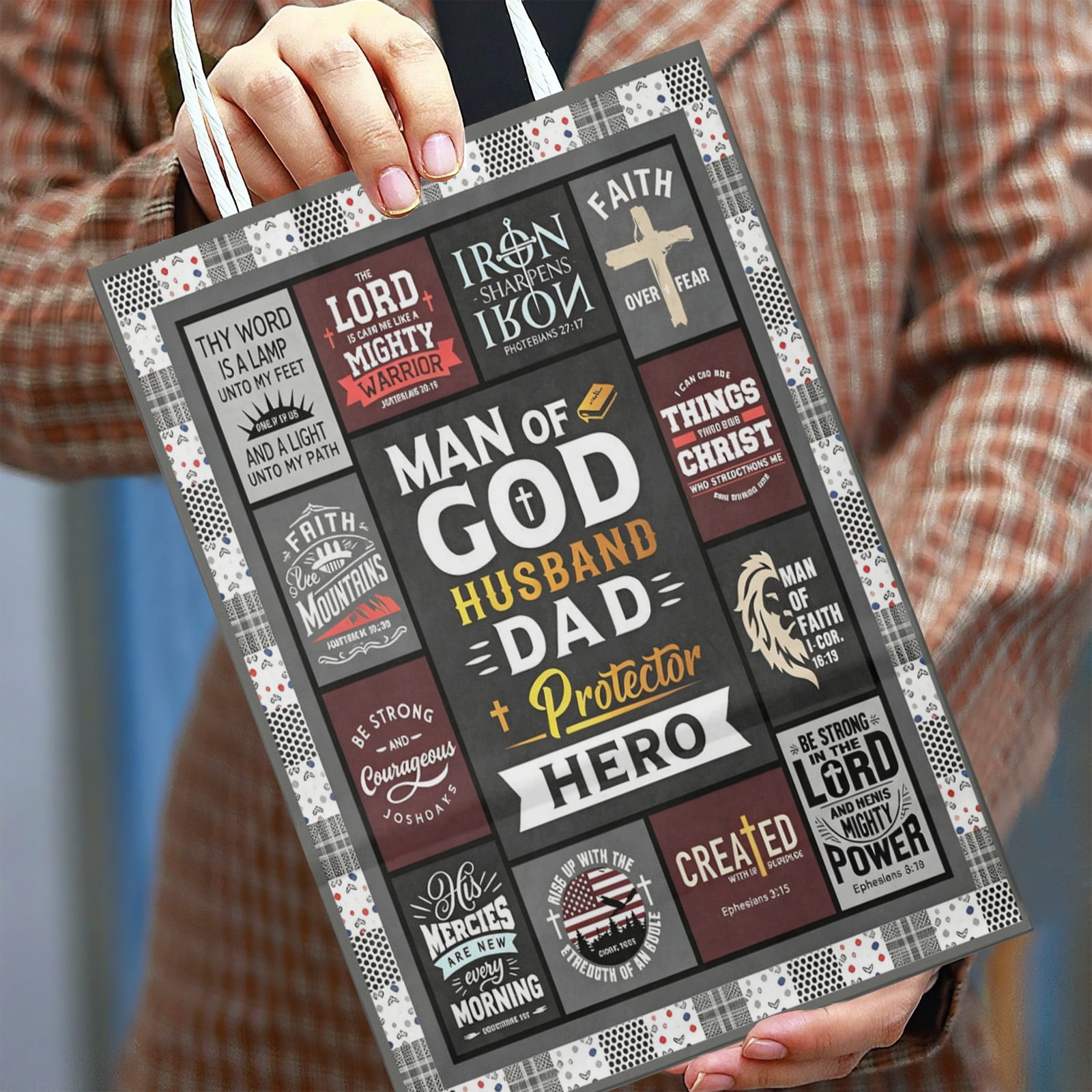 YAHAFEPY Christian Men Party Favor Bags, Religious Faith Candy Gift Bags with Handles for Adults 20Pcs