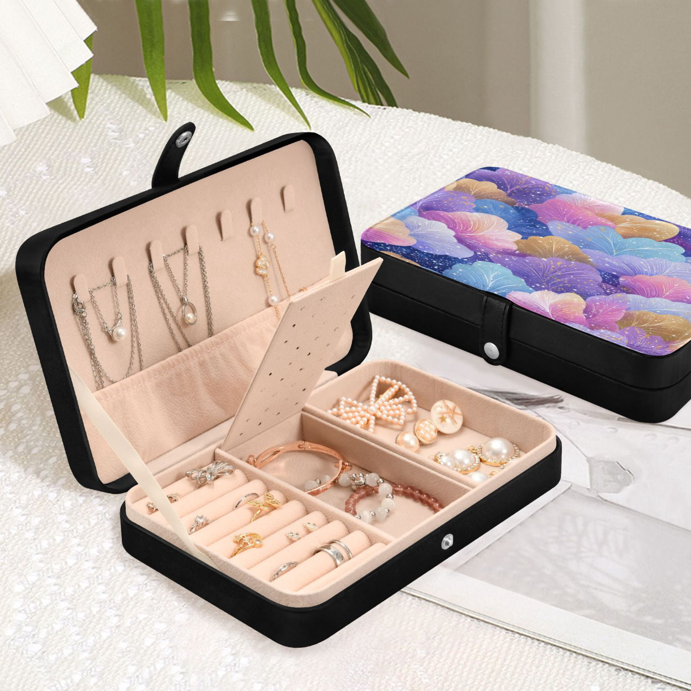 Leather Jewelry Box Rectangular 8.27x5.5x1.78In Travel Jewelry Storage Earrings Necklace Bracelet Watch Brooch Storage Colorful Leaves