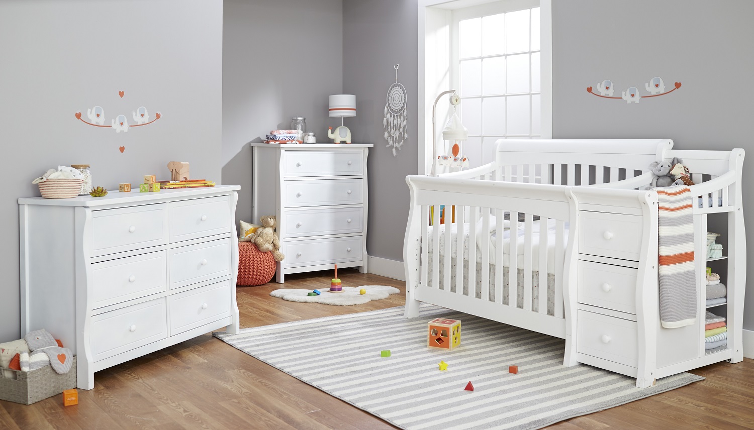 Sorelle Princeton 4in1 Crib & Changer, White 72 x 35 x 43 in