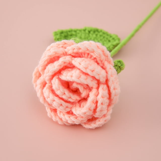 Nvzi 10 rosas artificiales de lana de ganchillo hechas a mano, rosas de tallo largo, centros de mesa para bodas, ramos de novia, arreglos florales, decoración de San Valentín, rosas falsas 09