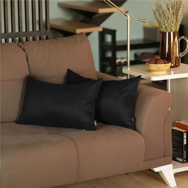 HomeRoots 399562 Black Modern Lumbar Throw Pillows, Multi Color - Set of 2