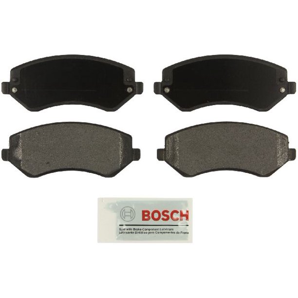 GoParts OE Replacement for 20022007 Jeep Liberty Front Disc Brake Pad