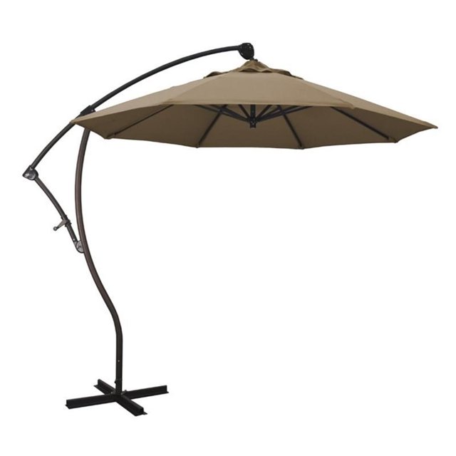 California Umbrella Parasol Déporté de 9 Pieds Couleur Cacao