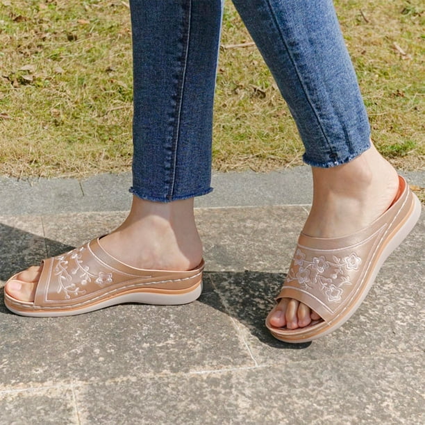 Nuevas sandalias y pantuflas bordadas con cuña para exteriores para mujer Wmkox8yii ytu4244