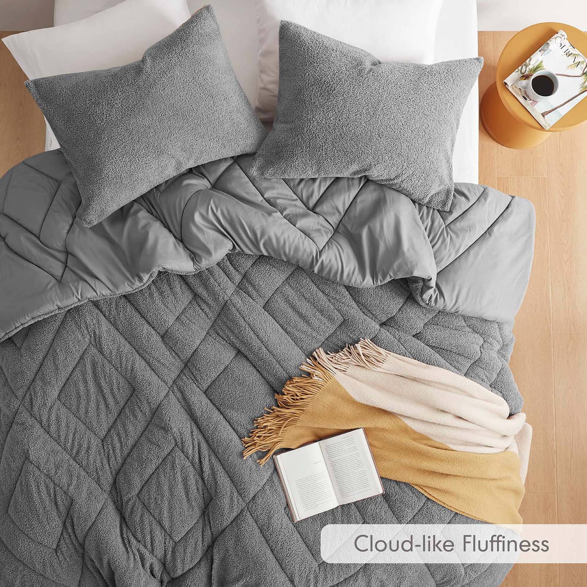 Regency Heights Twin/Twin XL Quilted Plush Comforter Set, 2-Piece Reversible Feather-Soft Dorm Bedding Sets, Textured Sherpa Comforter Bed Set for All Season, Gray