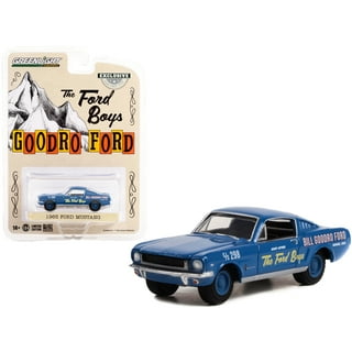 Model Ford Mustang 2+2 Fastback 1965 to glue and paint 1/24 Revell