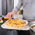 thumbnail image 4 of Pala para pizza Old Stone de aluminio 36 x 41 cm con mango plegable, 4 of 7