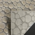 thumbnail image 6 of Safavieh Meadow Malanie Polka Dot Area Rug, Beige, 5'3" x 7'6", 6 of 10