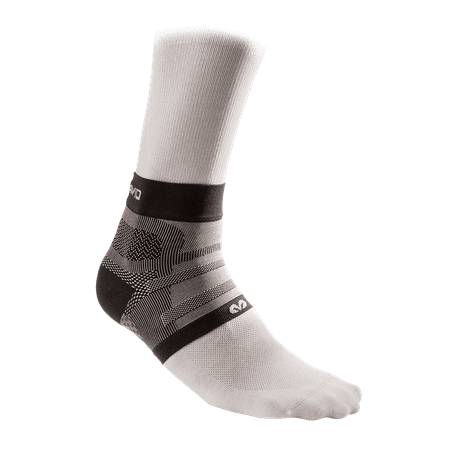 UPC: 0029369130142 | McDavid MD5135 Plantar Fascia Sleeve w/4-Way Sleeveless Elastic Adult S BLACK