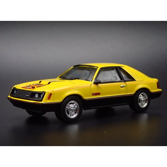 Open Box 1979 79 FORD MUSTANG COBRA FASTBACK YELLOW 1:64 SCALE DIORAMA DIECAST MODEL CAR