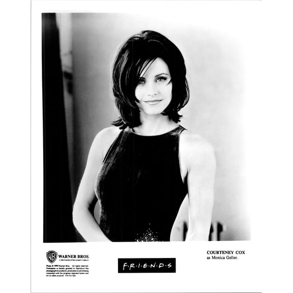 Courtney Cox glamorous portrait as Monica from 1995 Friends 8x10 inch photo