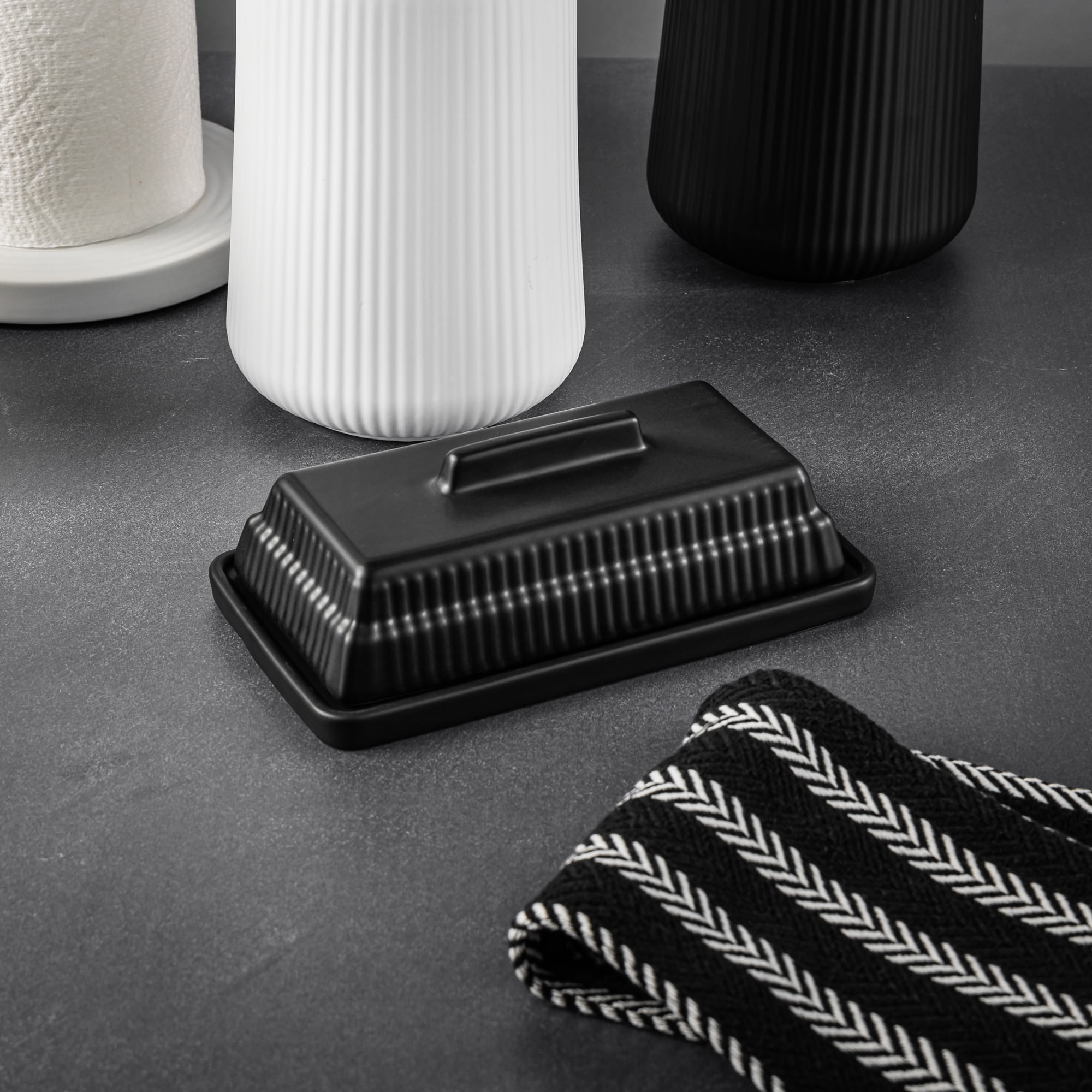 Thyme & Table Ribbed Ceramic Butter Dish, Ceramic Butter Dish with Lid, Elegant Kitchen Table Accessory