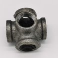 thumbnail image 1 of Conector de tubo hembra cruzado de salida negra de hierro maleable de 1/2 "y 5 vías (1/2 pulgada), 1 of 4