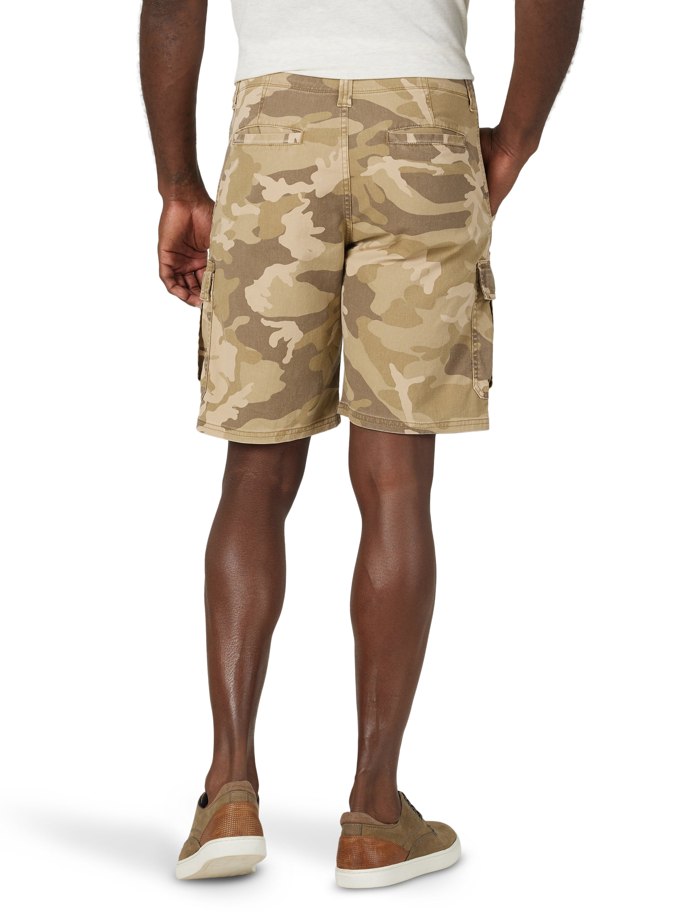 Wrangler® Men's and Big Men's 10" Relaxed Fit Cargo Shorts with Stretch