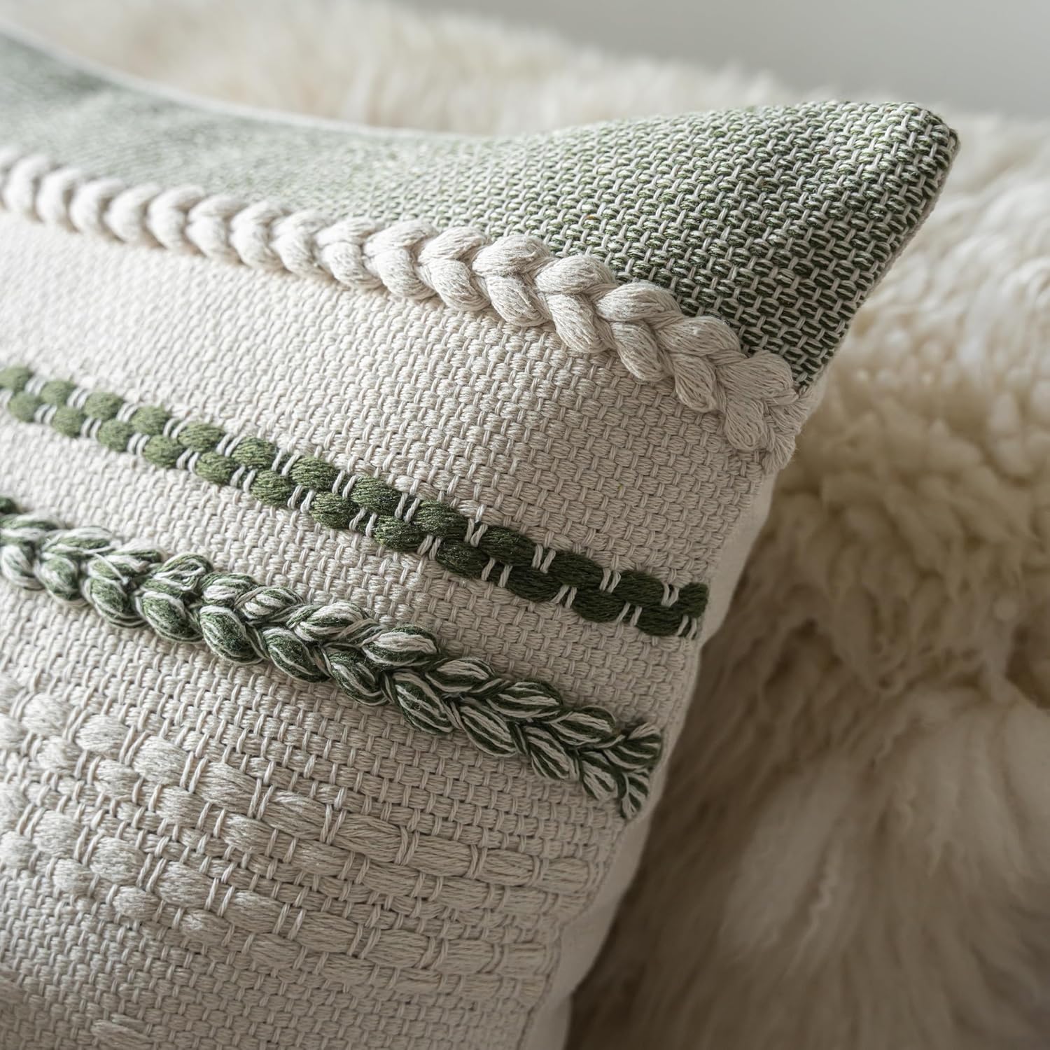 Throw Pillow Covers 18x18 Inch Set of 2, Green Textured Decorative Couch Pillow Cases for Farmhouse Home Decor, Accent Cushion Cover for Sofa, Bed, Living Room, Bedroom