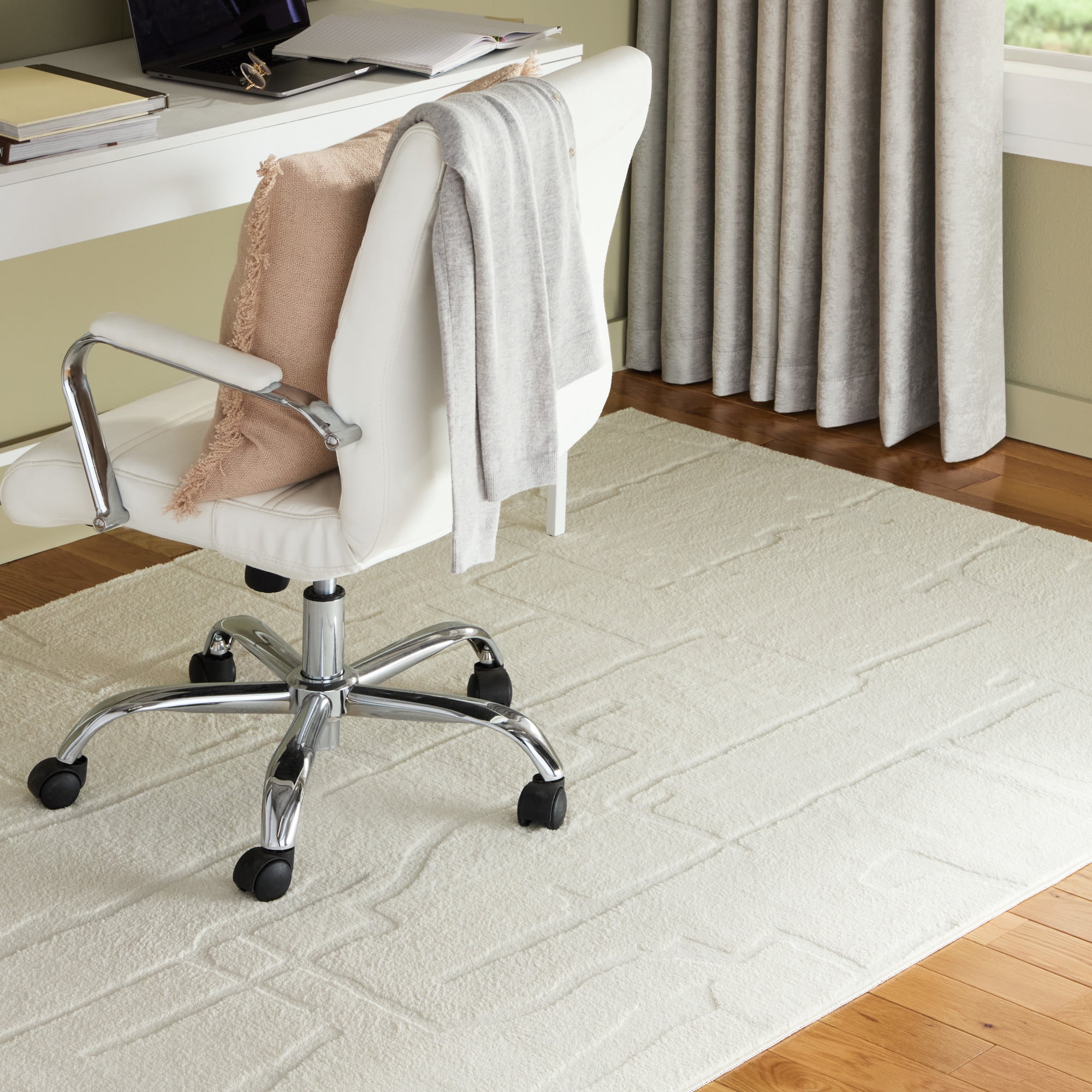 TOWN & COUNTRY EVERYDAY Rae Abstract Organic Soft Felt Everwash®, Machine Washable Area Rug with Non-Slip Backing, Abstract Rug, Ivory, 1'7"x2'11"