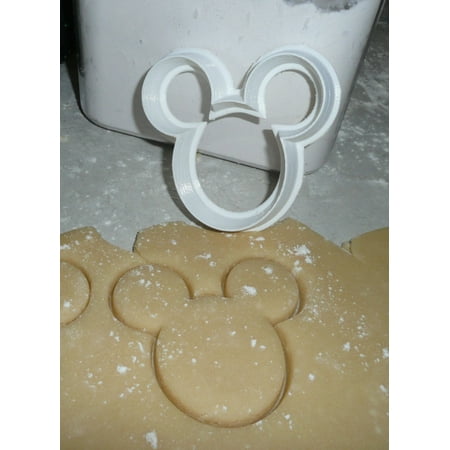 

Mickey Mouse Cookie Cutter Baking Tool Special Occasion Made In USA PR307