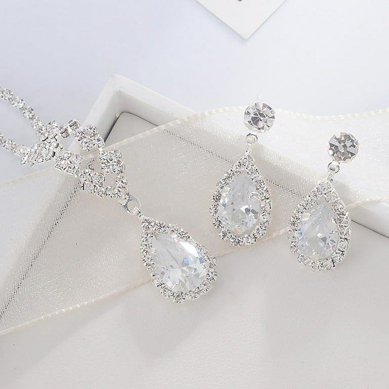 Bride Crystal Necklace Earrings Set Bridal Wedding Jewelry Sets Rhinestone  Choker Necklace Prom Costume Jewelry Set for Women and Girls(4-piece set 
