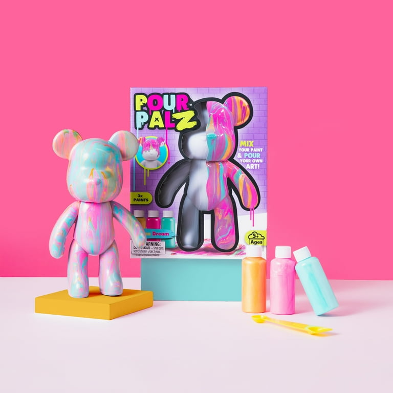 Pour Palz 9” Bear, Golden Dream, DIY Paint & Pour Craft Kit for Kids Ages 5+