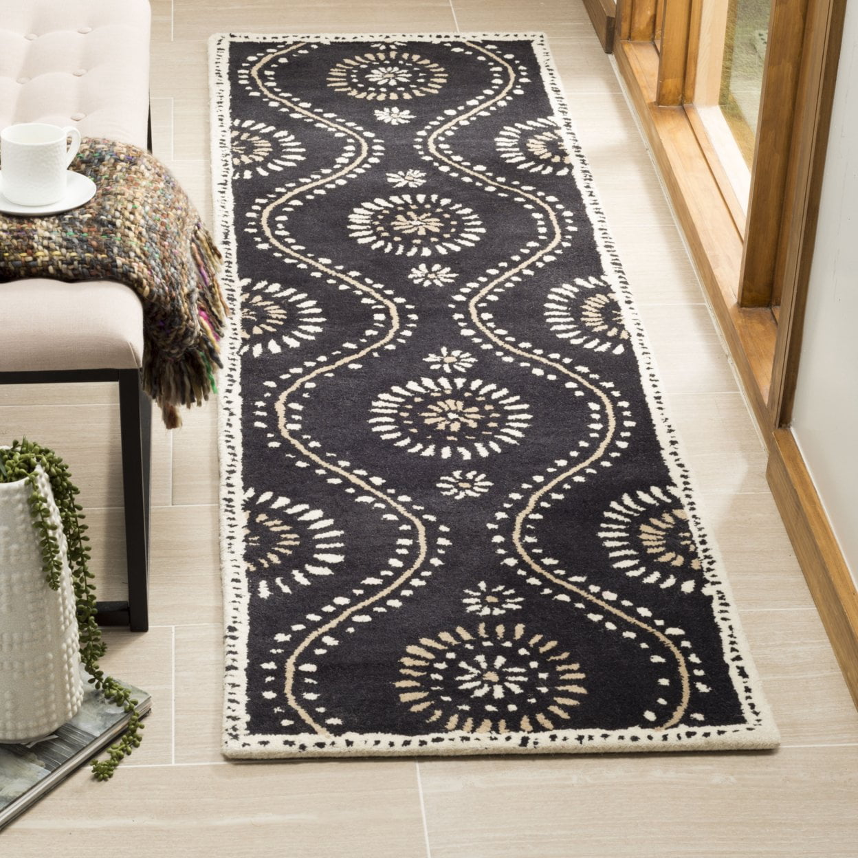 SAFAVIEH Martha Stewart MSR4532A Handmade Francesca Rug